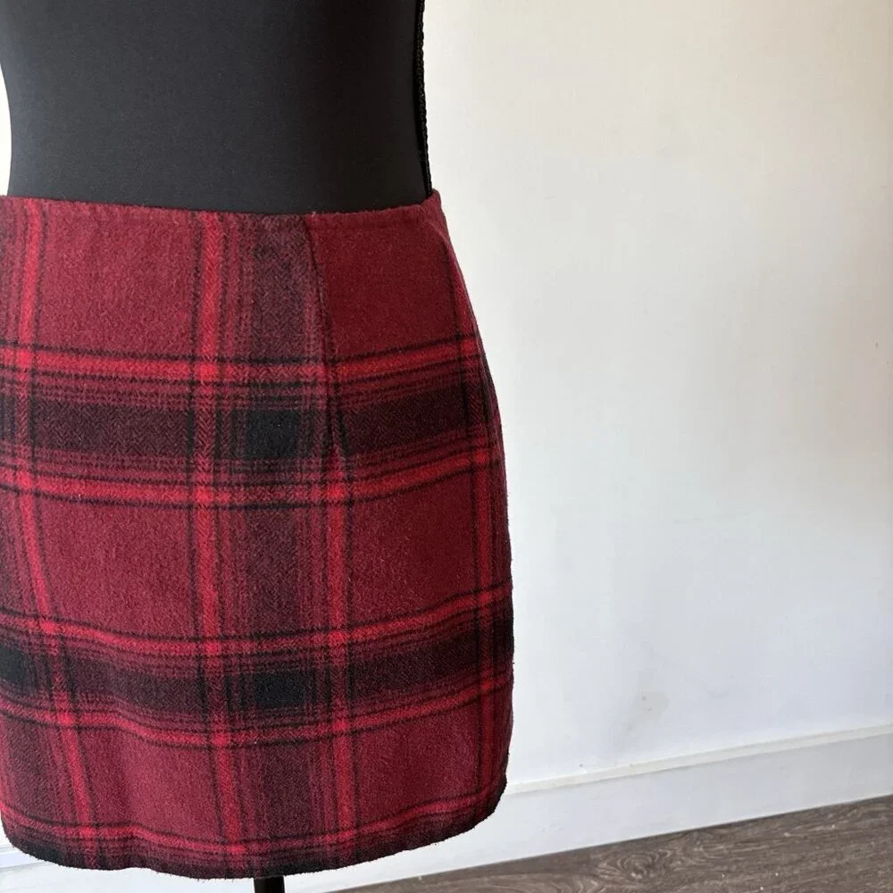 Y2K Hollister Plaid Skirt Dark Academia Grunge Size 1‎ Full Zipper Holiday Nerd